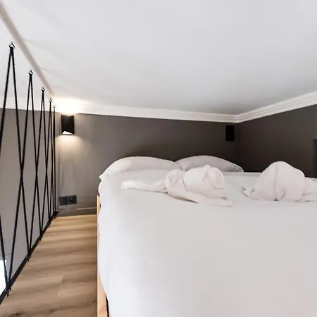5mn Monaco - Cosy Avec Mezzanine - Dh *